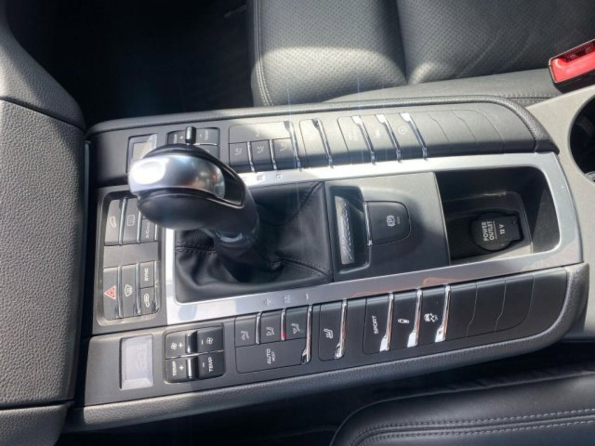Porsche Macan 2.0 (9)