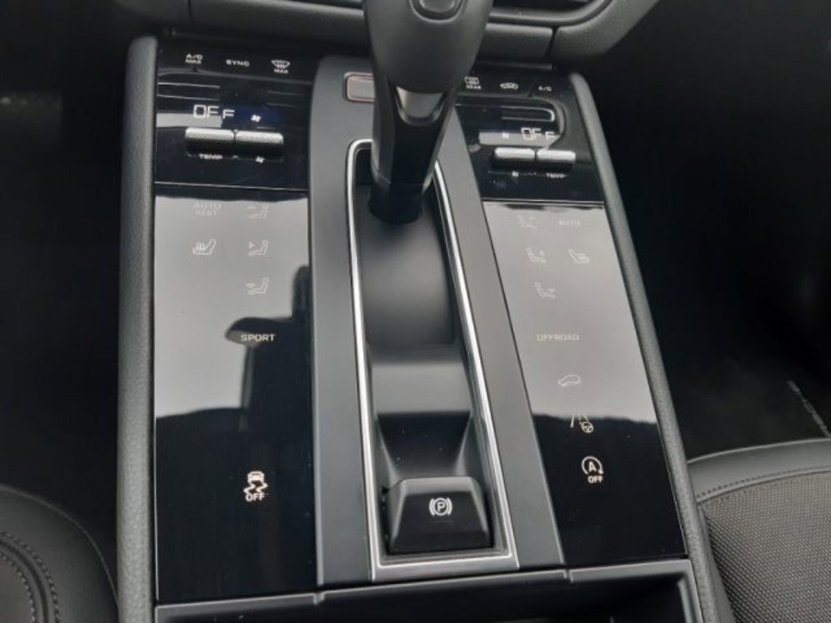 Porsche Macan 2.0 265cv pdk (11)