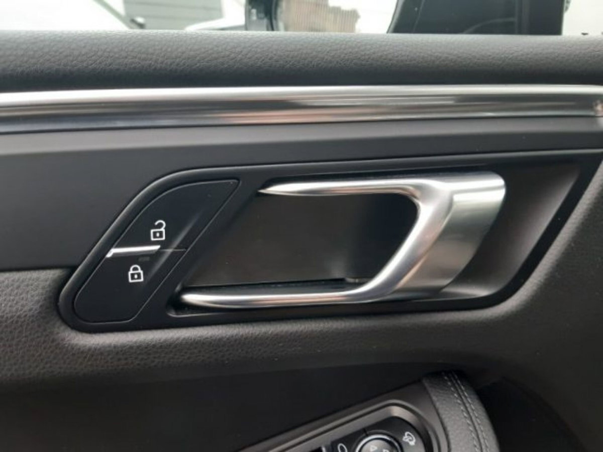 Porsche Macan 2.0 265cv pdk (16)