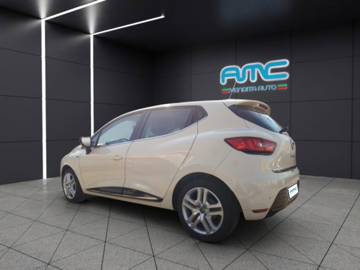Renault Clio dCi 8V 75 CV Start&Stop 5 porte Energy Duel2 (4)