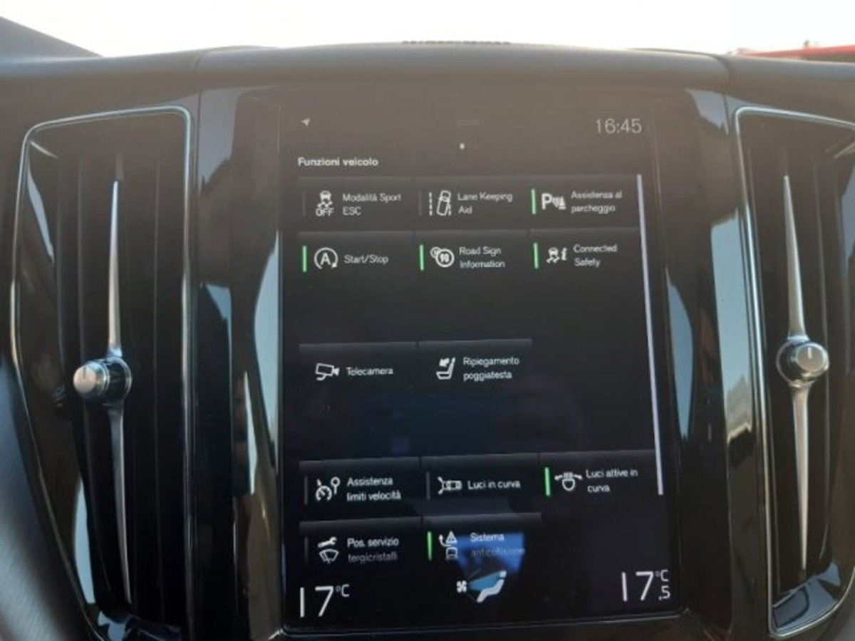 Volvo XC60 B4 Geartronic Momentum (8)