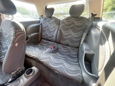 MINI Mini 1.6 16V One de luxe (8)