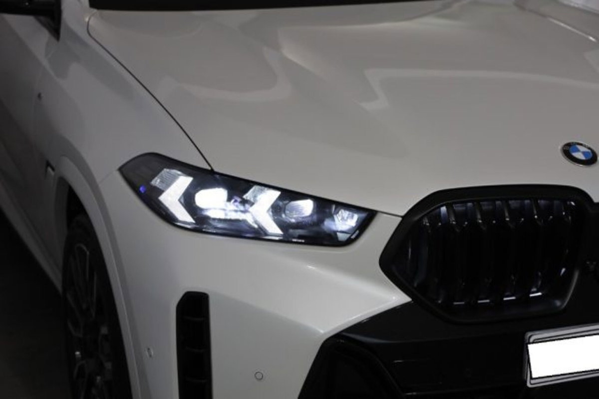 BMW X6 xDrive30d 48V Msport (2)