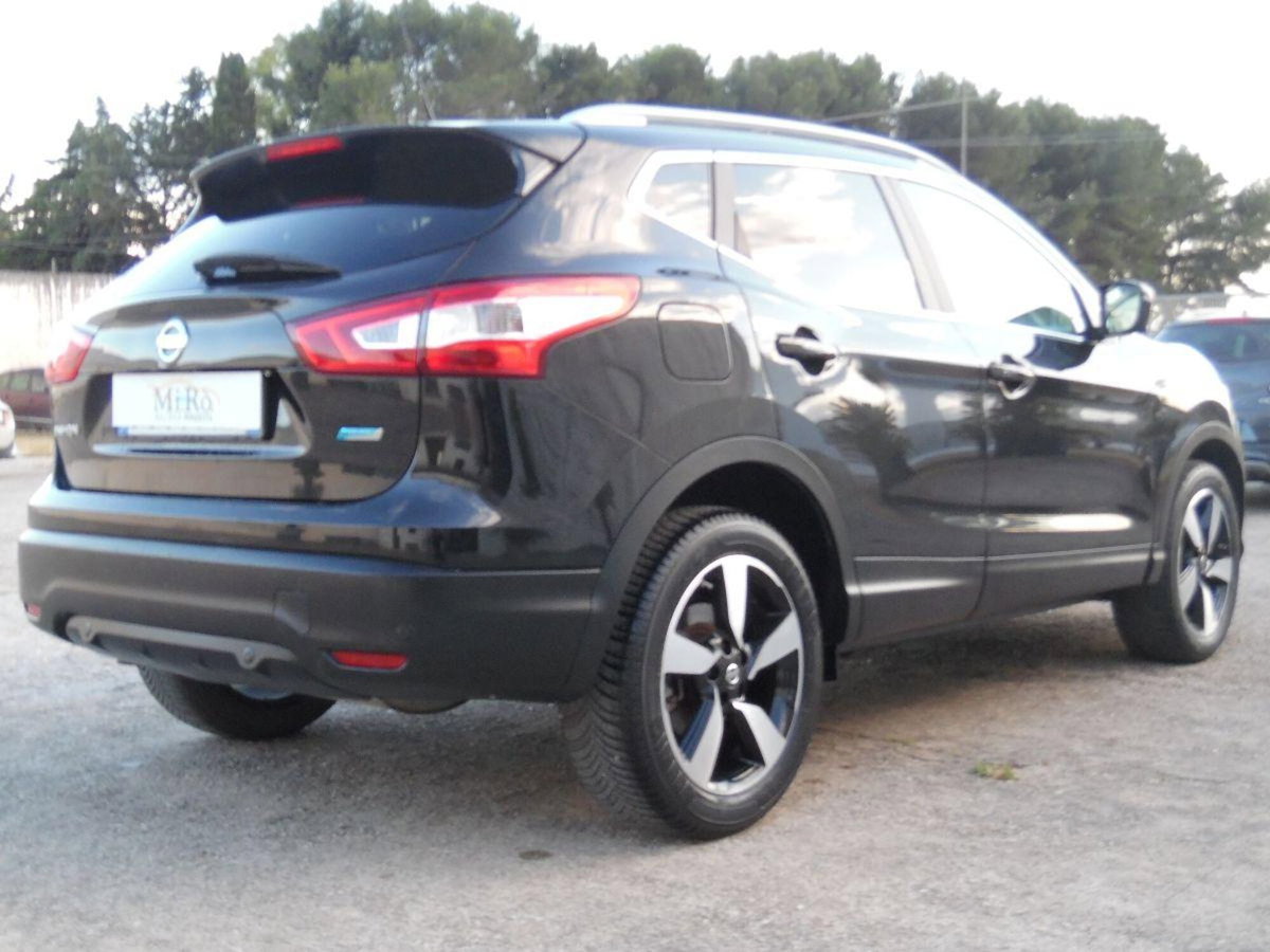 Nissan Qashqai 1.5 dCi N-Connecta (10)