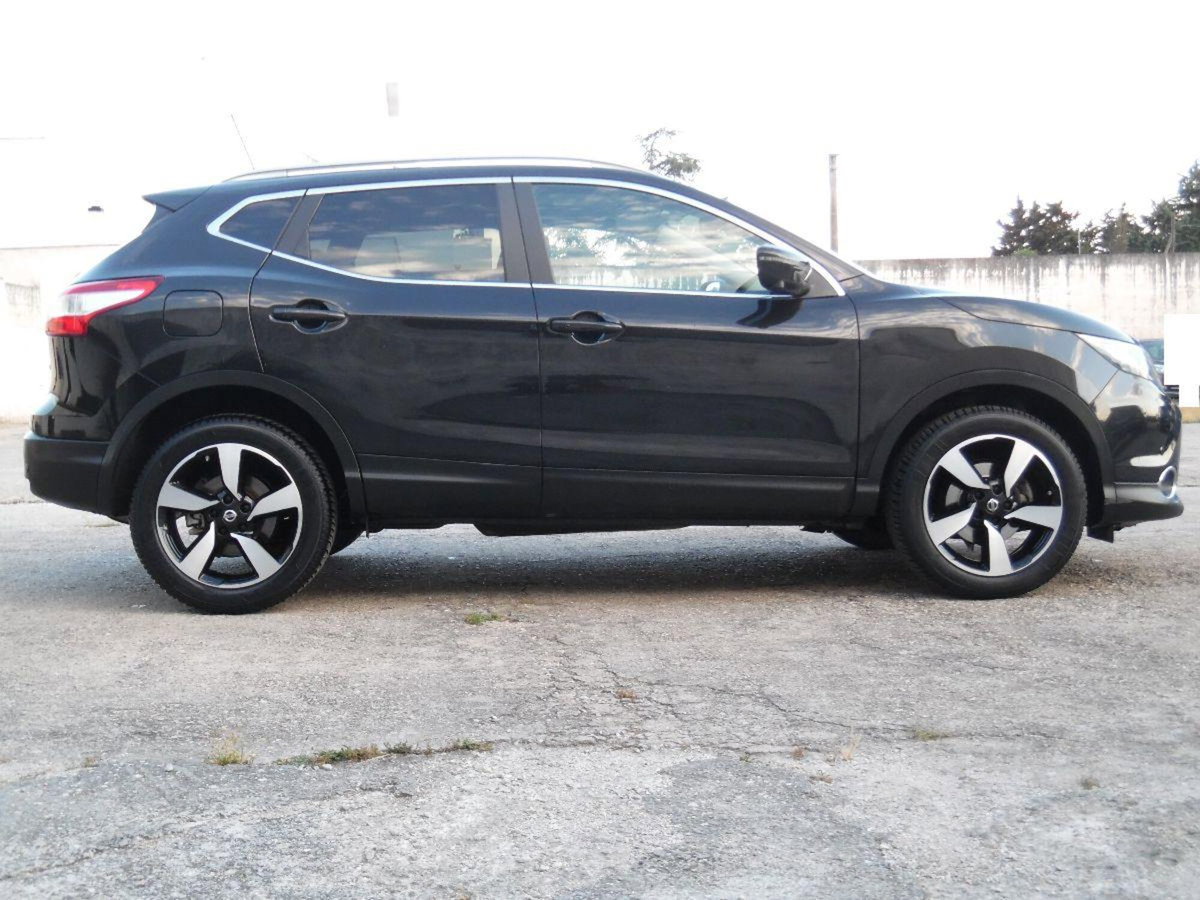 Nissan Qashqai 1.5 dCi N-Connecta (11)