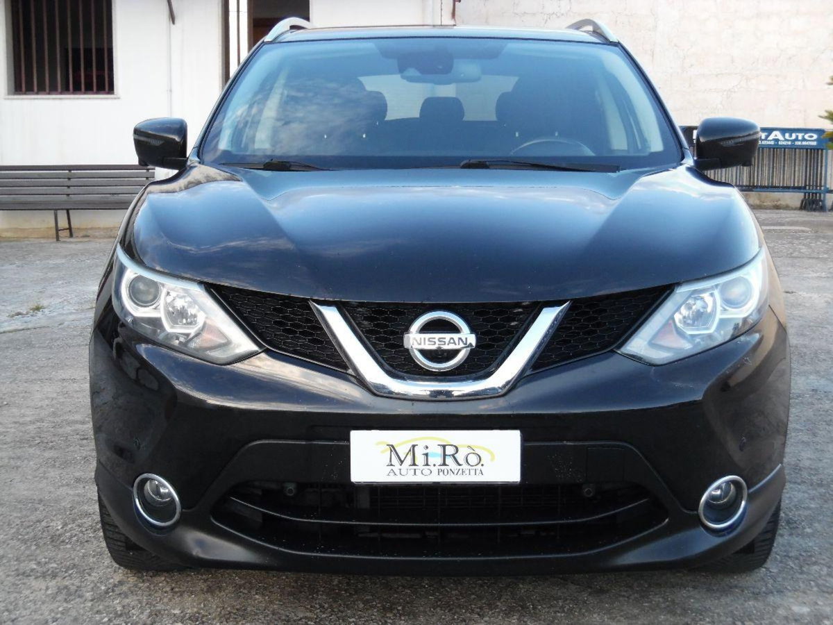 Nissan Qashqai 1.5 dCi N-Connecta (2)