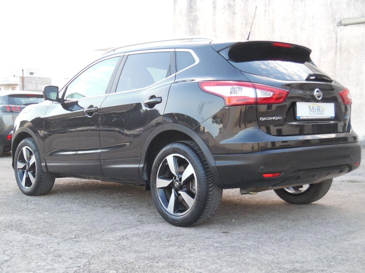 Nissan Qashqai 1.5 dCi N-Connecta (7)