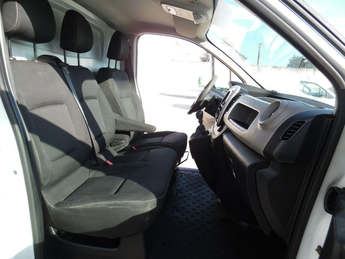 Renault Trafic Furgone T27 1.6 dCi PC-TN Comfort (16)