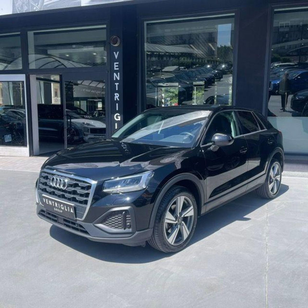 Audi Q2 Q2 30 TDI S tronic Identity Black (2)