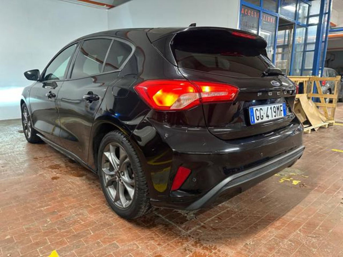 Ford Focus 1.0 EcoBoost Hybrid 125 CV Powershift 5p. ST-Line X (4)