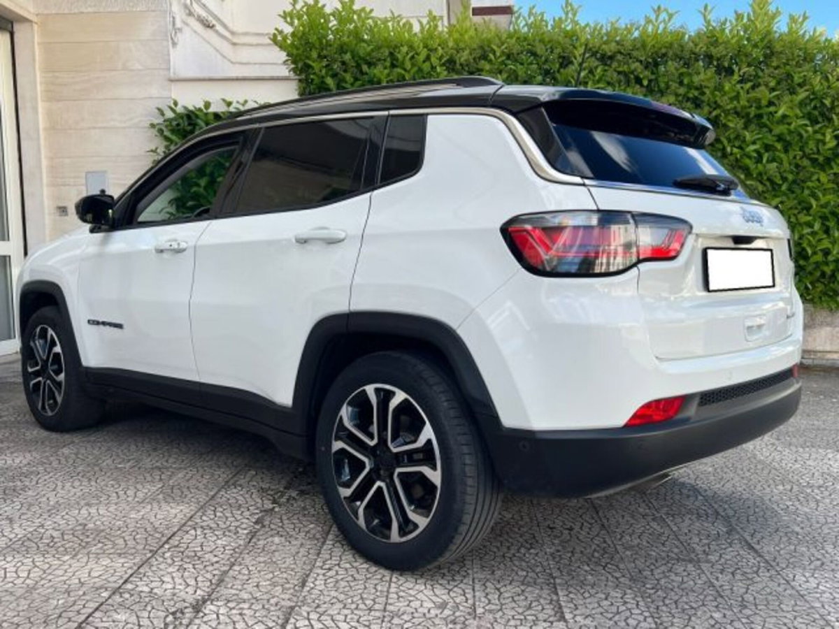 Jeep Compass 1.6 Multijet II 2WD Limited (10)