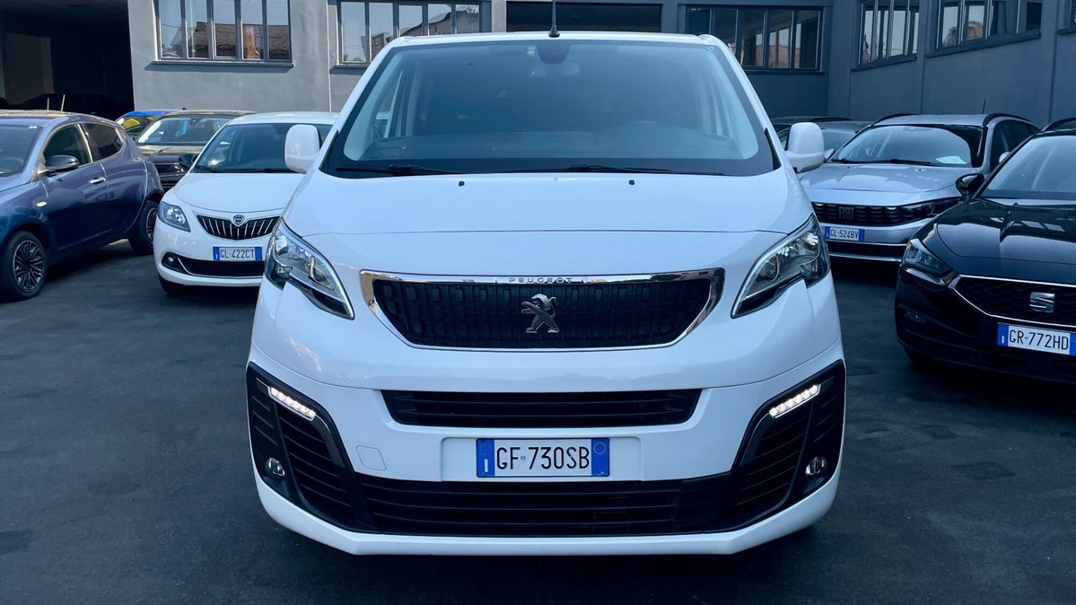 Peugeot Traveller BlueHDi 140 S&S EAT8 Standard Active (2)