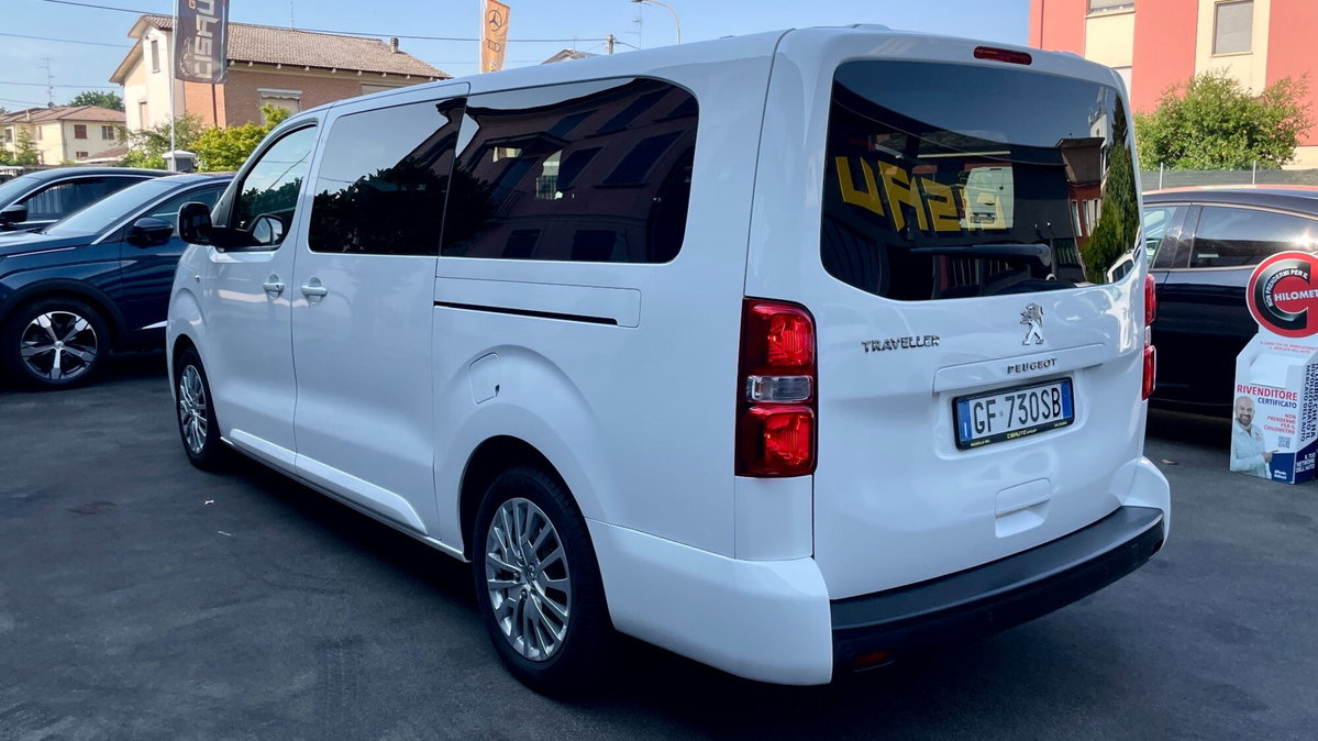 Peugeot Traveller BlueHDi 140 S&S EAT8 Standard Active (4)