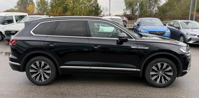 Volkswagen Touareg 3.0 V6 tdi scr R-Line 231cv auto (5)