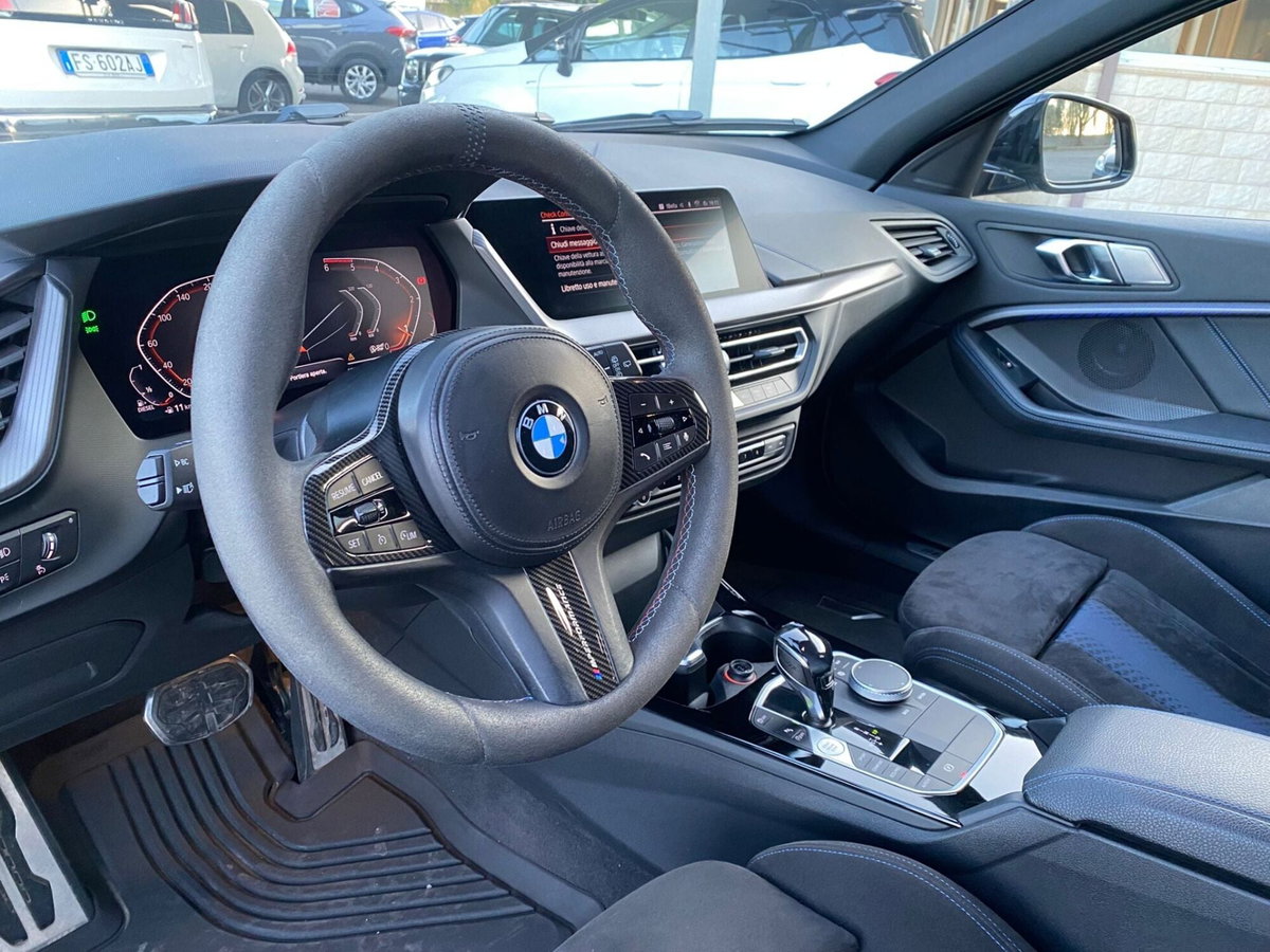 BMW Serie 1 116d 2.0 116CV cat 5 porte Attiva DPF (12)