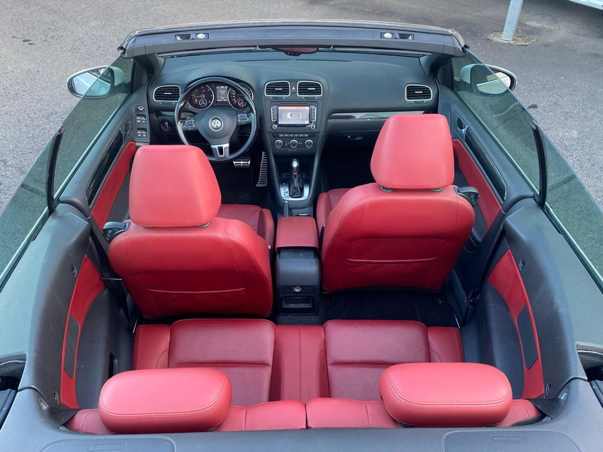 Volkswagen Golf Cabrio 2.0 TDI DSG BlueM. Tech. (12)