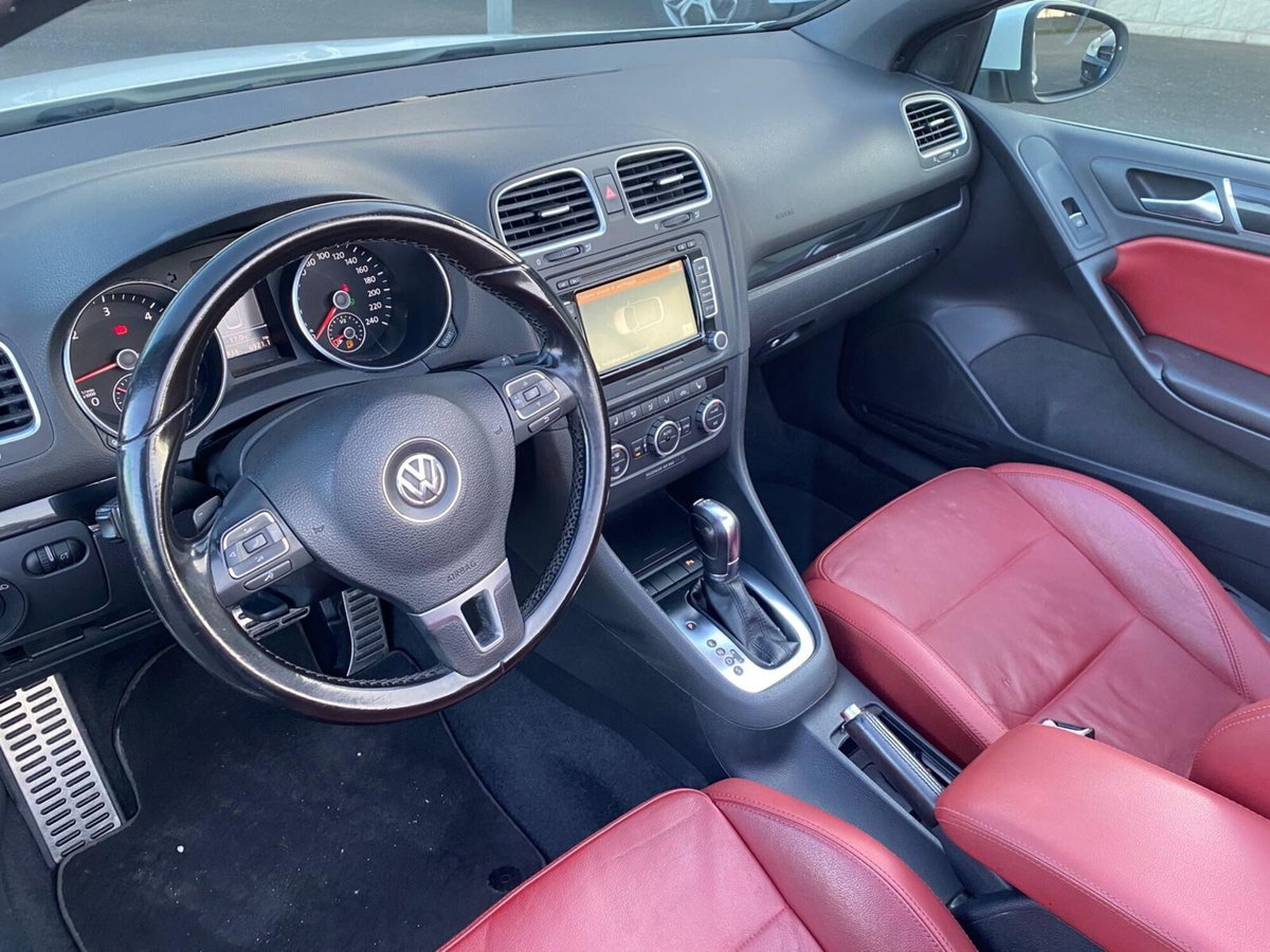 Volkswagen Golf Cabrio 2.0 TDI DSG BlueM. Tech. (15)