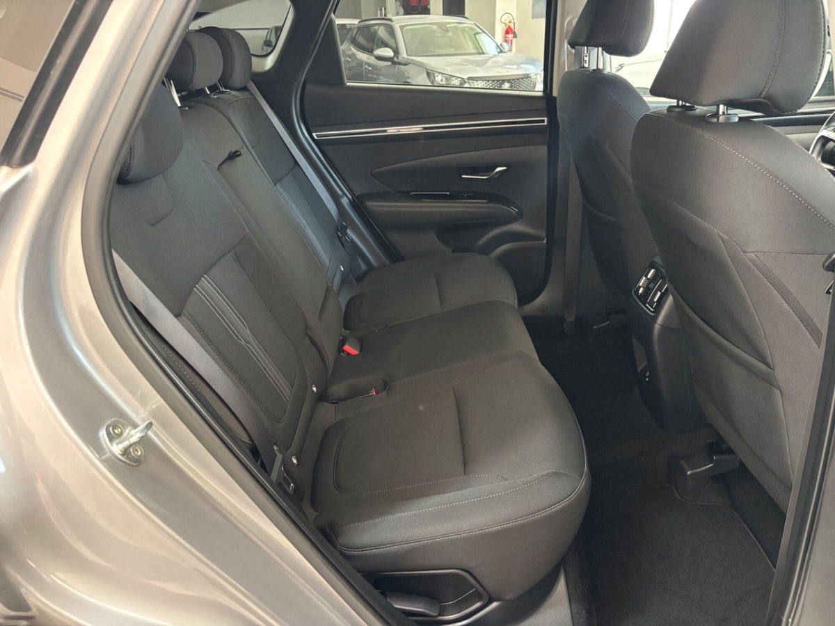 Hyundai Tucson 1.6 CRDi XLine (10)