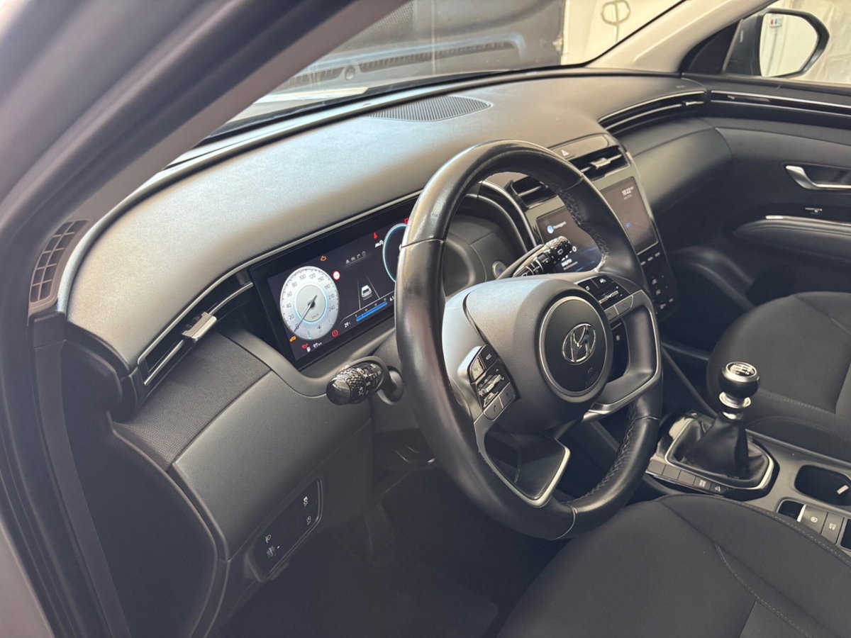Hyundai Tucson 1.6 CRDi XLine (13)