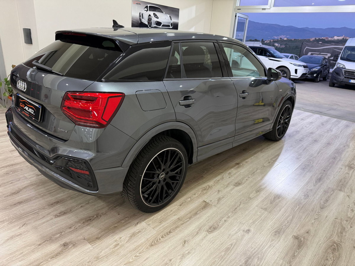 Audi Q2 35 2.0 tdi Identity Black s-tronic (9)