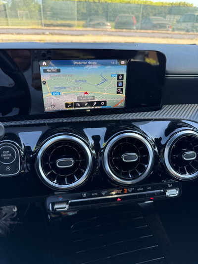 Mercedes-Benz Classe A 180 d Automatic Business (17)