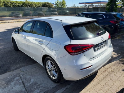 Mercedes-Benz Classe A 180 d Automatic Business (4)