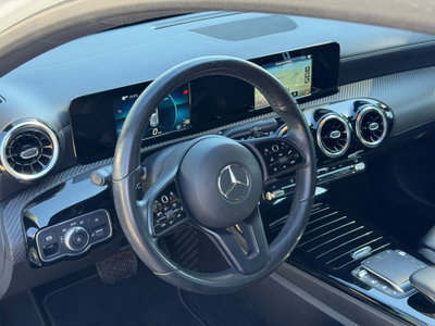 Mercedes-Benz Classe A 180 d Automatic Business (9)