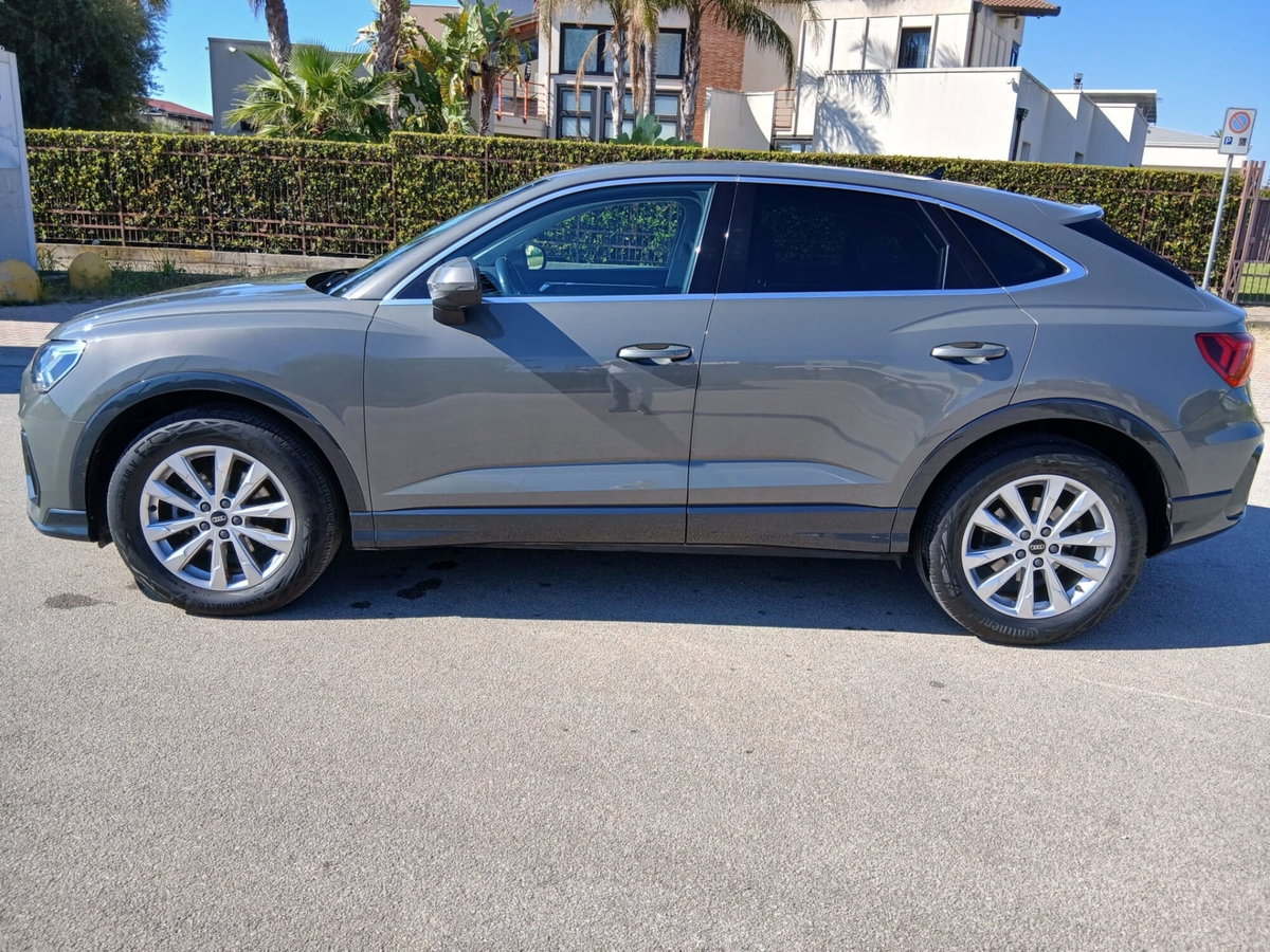 Audi Q3 Sportback 35 TDI quattro S tronic Business Plus