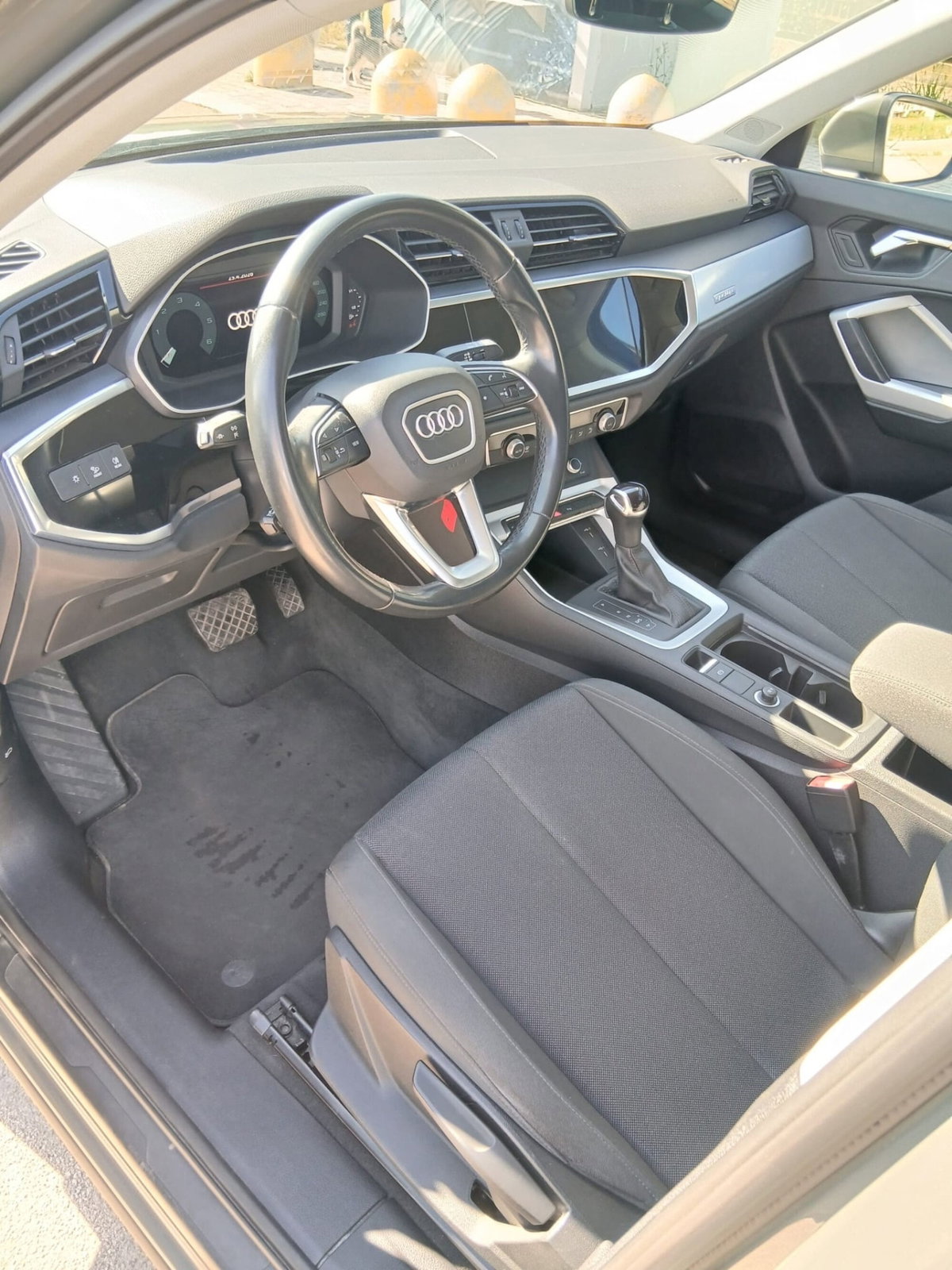 Audi Q3 Sportback 35 TDI quattro S tronic Business Plus (6)