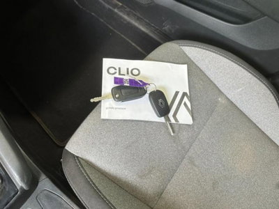 Renault Clio 1.5 dci 100cv Evolution qstomize van (17)
