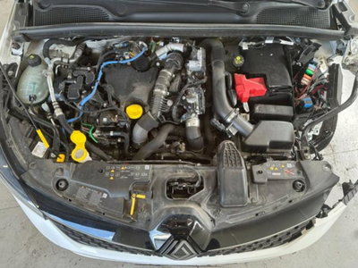 Renault Clio 1.5 dci 100cv Evolution qstomize van (9)