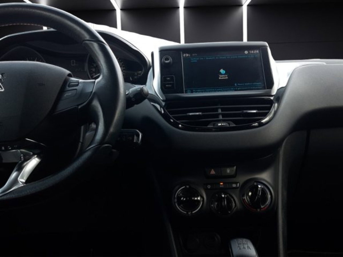 Peugeot 208 82 5 porte Allure (15)