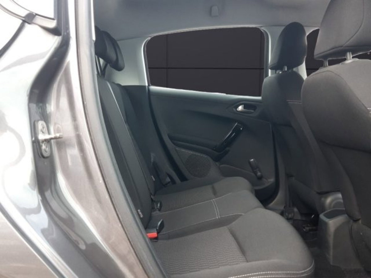 Peugeot 208 82 5 porte Allure (20)