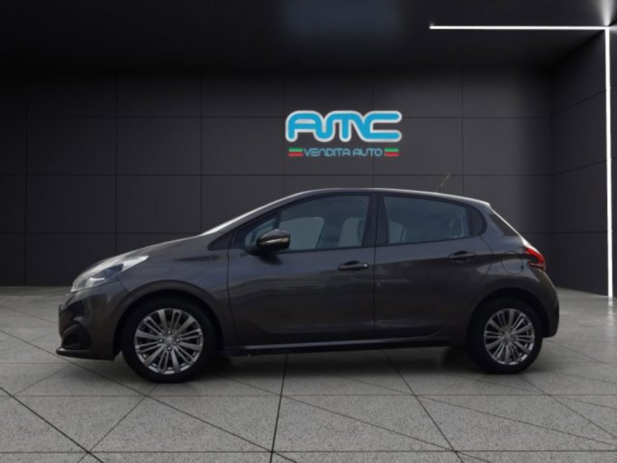 Peugeot 208 82 5 porte Allure (3)
