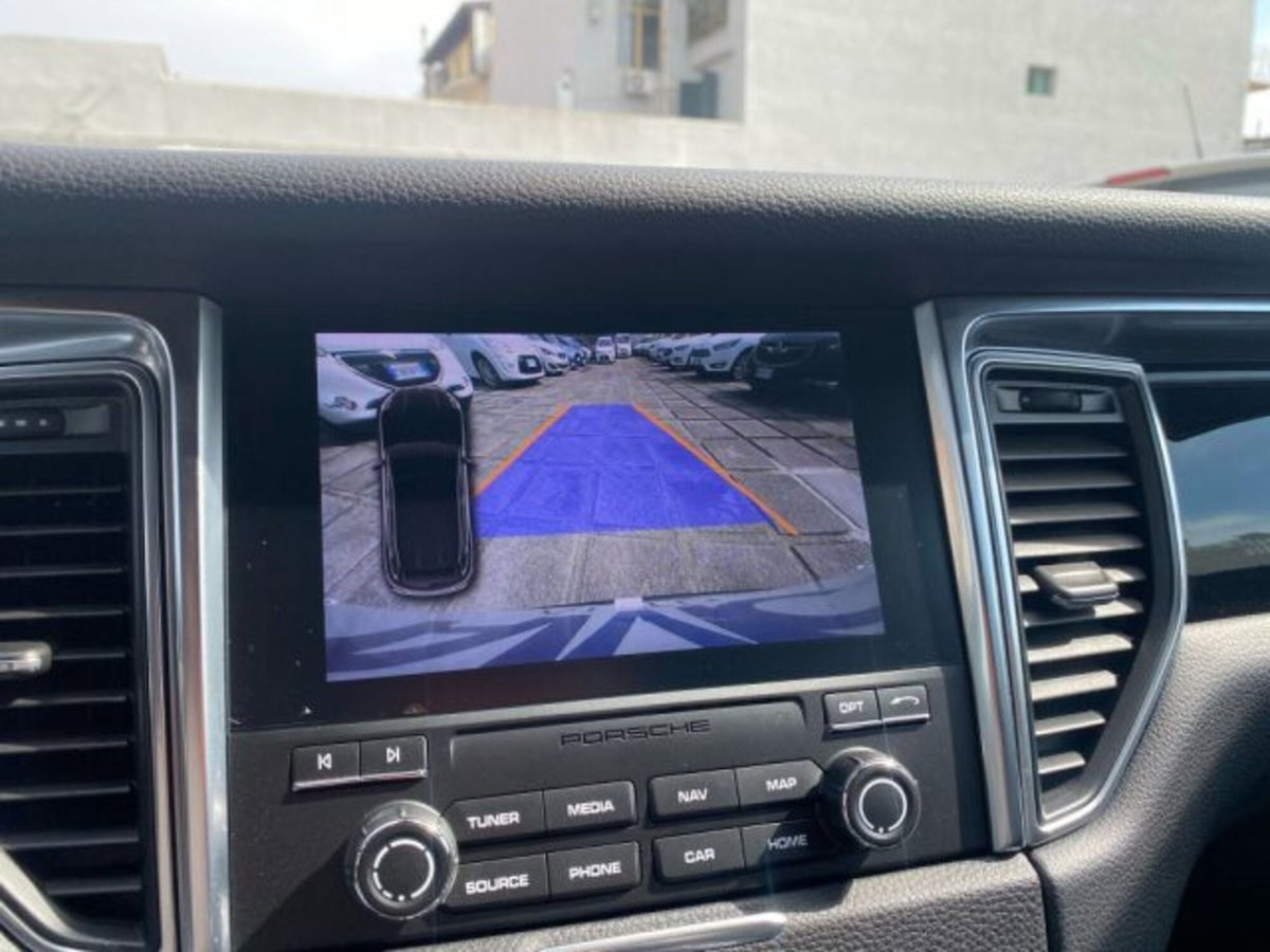 Porsche Macan 2.0 (8)