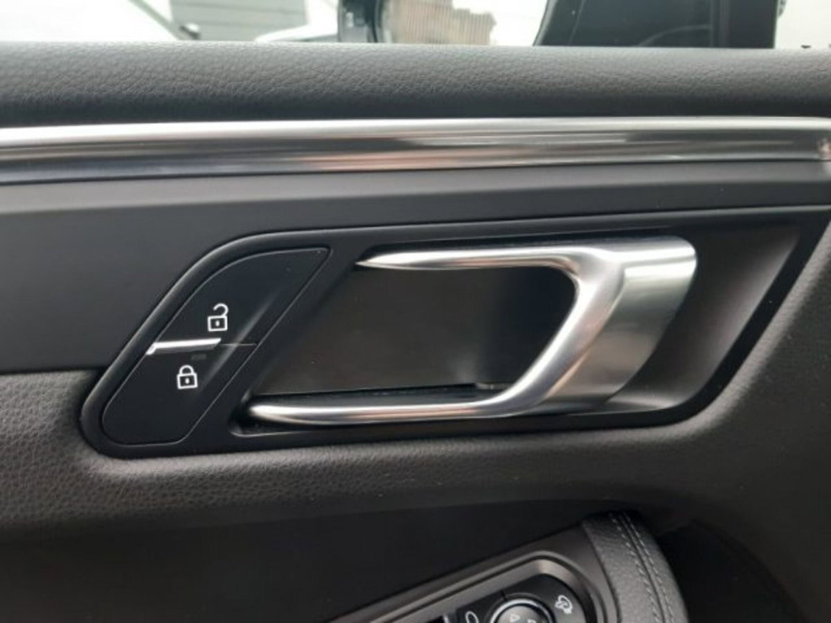 Porsche Macan 2.0 265cv pdk (16)