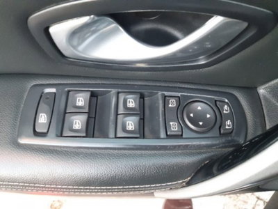 Renault Laguna SporTour 2.0 dCi 150CV SporTour 4Control (14)