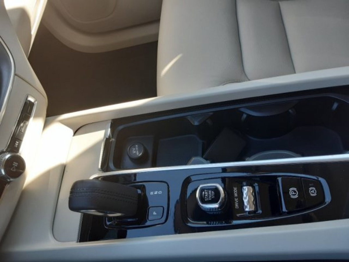 Volvo XC60 B4 Geartronic Momentum (15)