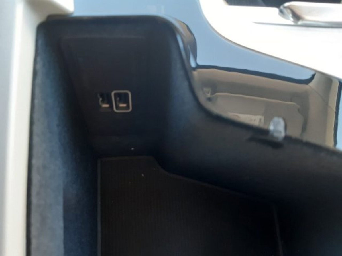 Volvo XC60 B4 Geartronic Momentum (16)