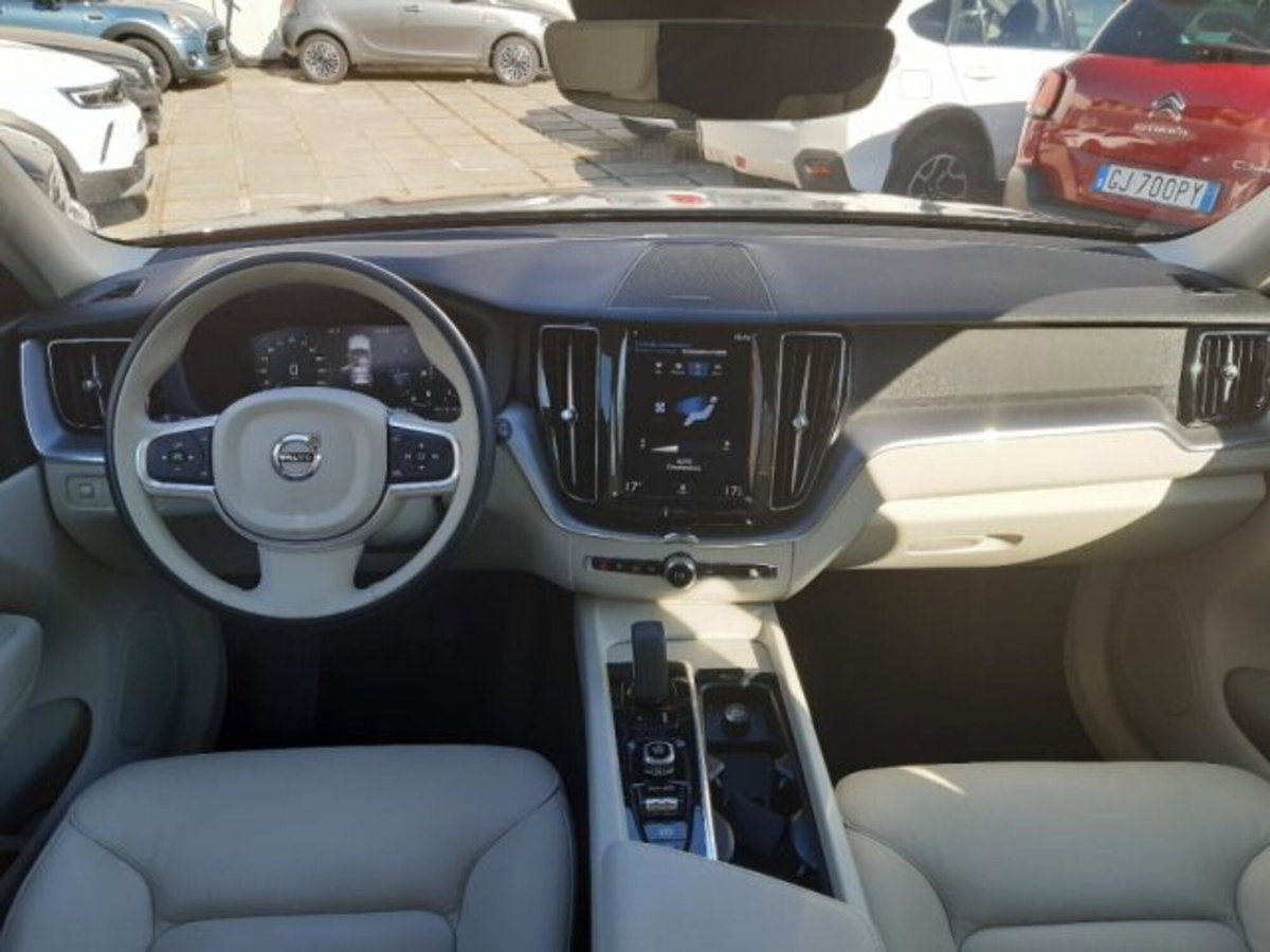 Volvo XC60 B4 Geartronic Momentum (5)