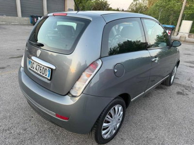 Lancia Ypsilon 1.2 Argento (10)