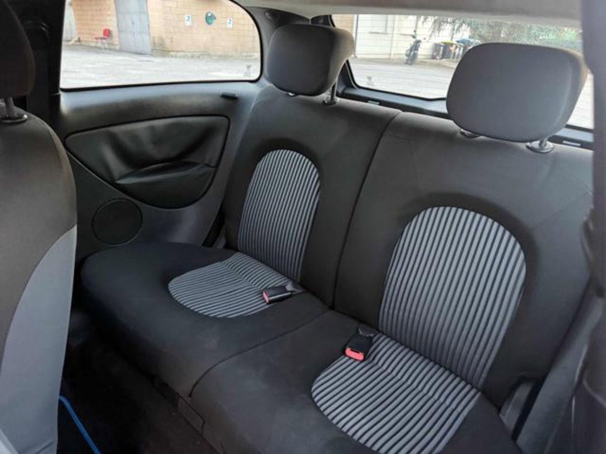 Lancia Ypsilon 1.2 Argento (3)