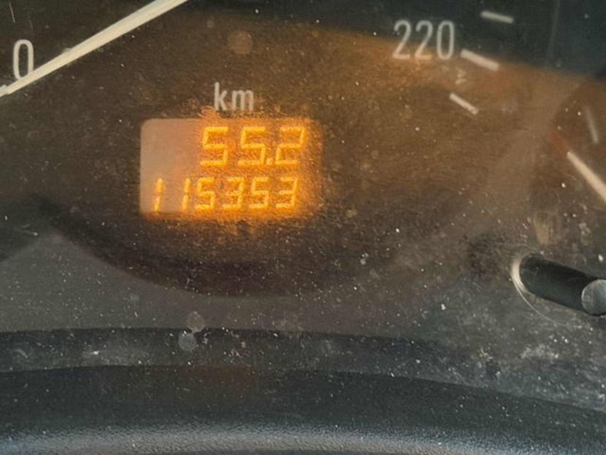 Opel Corsa 1.0i 12V cat 3 porte (7)