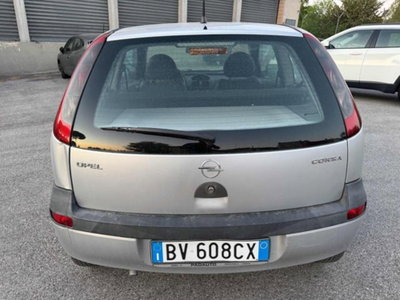 Opel Corsa 1.0i 12V cat 3 porte usata