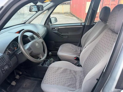 Opel Meriva 1.4 16V Club (10)