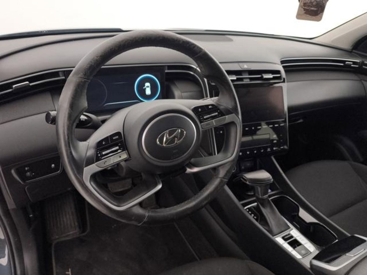 Hyundai Tucson 1.6 crdi 48V Xline 2wd dct (10)