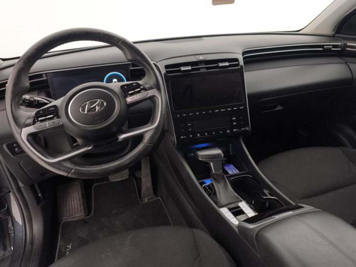 Hyundai Tucson 1.6 crdi 48V Xline 2wd dct (12)
