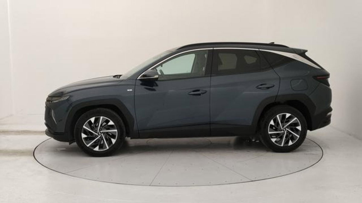 Hyundai Tucson 1.6 crdi 48V Xline 2wd dct (2)
