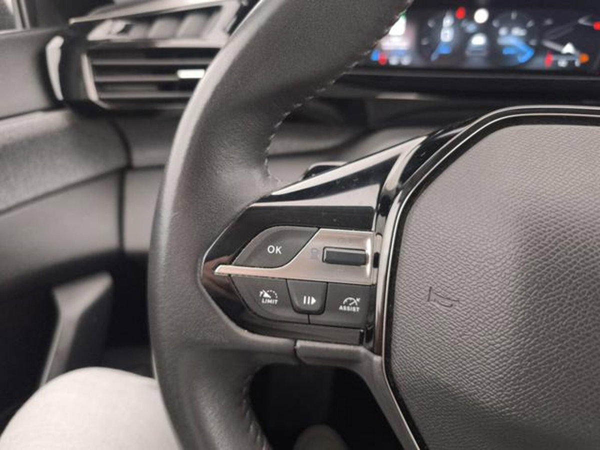 Peugeot 308 SW BlueHDi 130 S&S EAT8 Allure Pack (14)