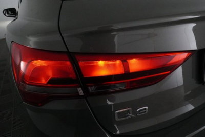 Audi Q3 Sportback 35 TDI quattro S tronic S line edition (10)